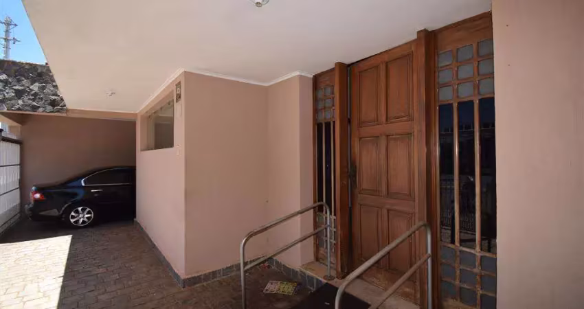 Casa com 3 quartos à venda no Centro, Birigui 