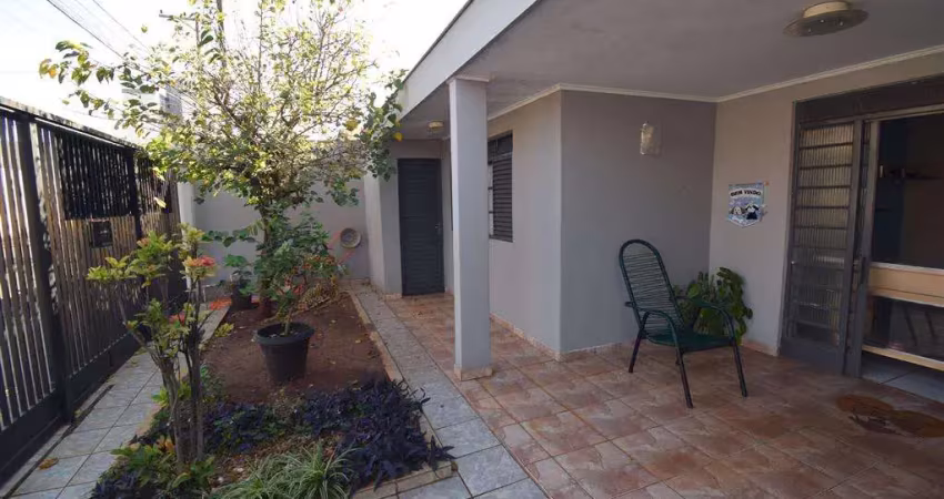 Casa em bairro privilegiado em birigui próximo ao centro excelente localização .