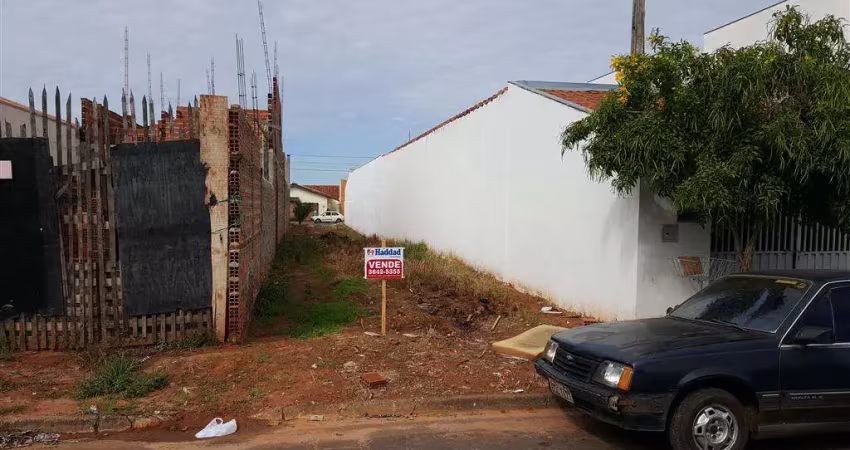 Terreno à venda no Centro, Birigui 