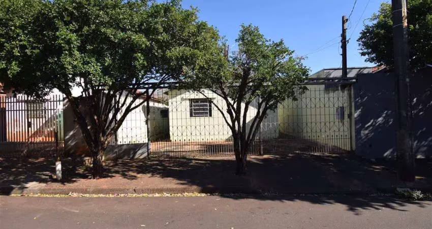 Casa com 3 quartos para alugar no Centro, Birigui 
