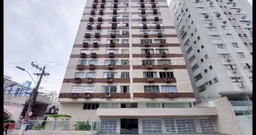 Lindo apartamento a 100 metros da praia , com área total 164 de