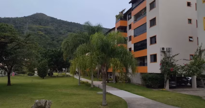 Lindo apartamento, com área de 102 m2, com desconto de 50% ..