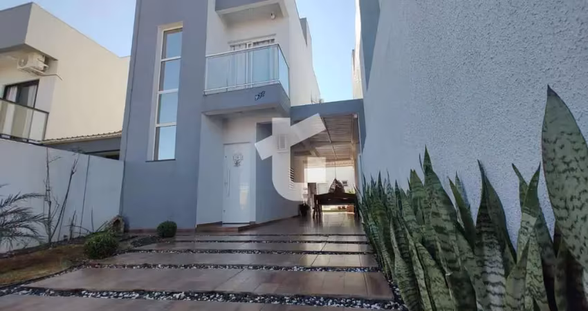 Sobrado à venda, com 2 quartos no bairro fraron, pato branco - pr
