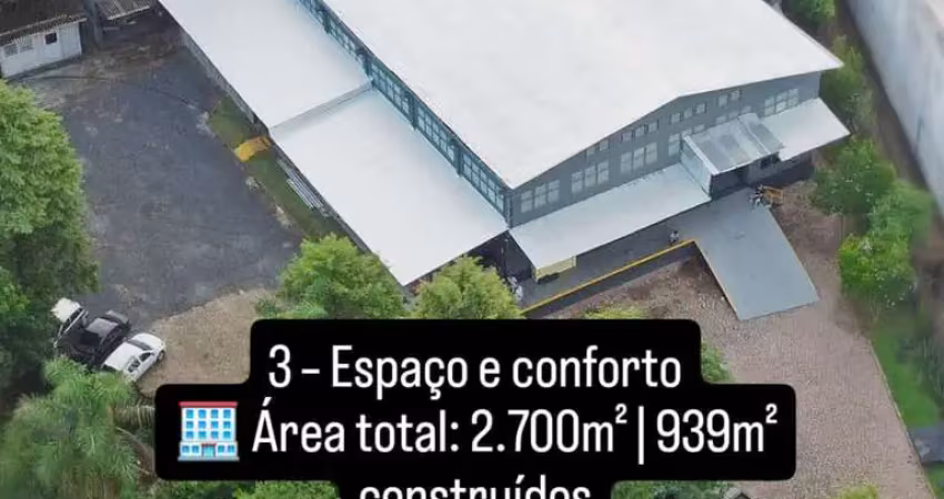 Barracão / Galpão / Depósito com 5 salas à venda no Jardim Recanto Suave, Cotia 