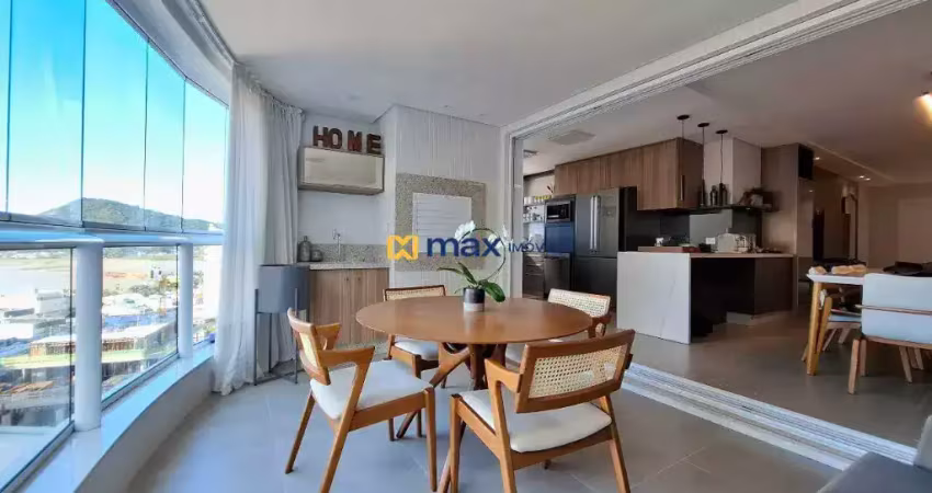 Excelente apartamento semi mobiliado, alto padrão com 3 suítes próximo marina no bairro fazenda em itajaí