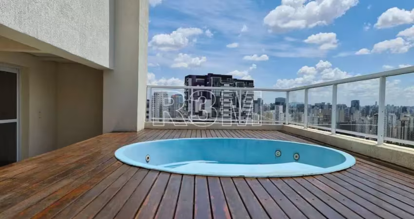 Cobertura duplex em moema com 234 m² sendo: 4 dormitórios (2 suítes) e 3 vagas de garagem.