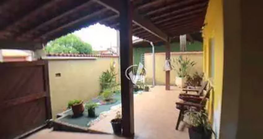 Casa com 3 quartos à venda no Triângulo, Pindamonhangaba 