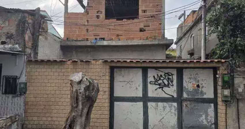 Terreno à venda na Rua Nestor, Santo Elias, Mesquita