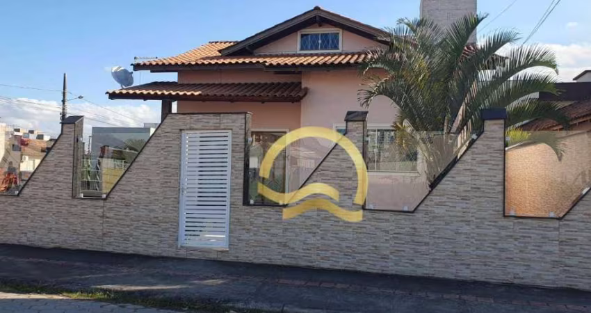 Casa com 3 dormitórios para alugar por R$ 3.590,00/mês - Itacolomi - Balneário Piçarras/SC