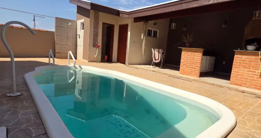 Casa com piscina e área de lazer no parque da imprensa em mogi mirim