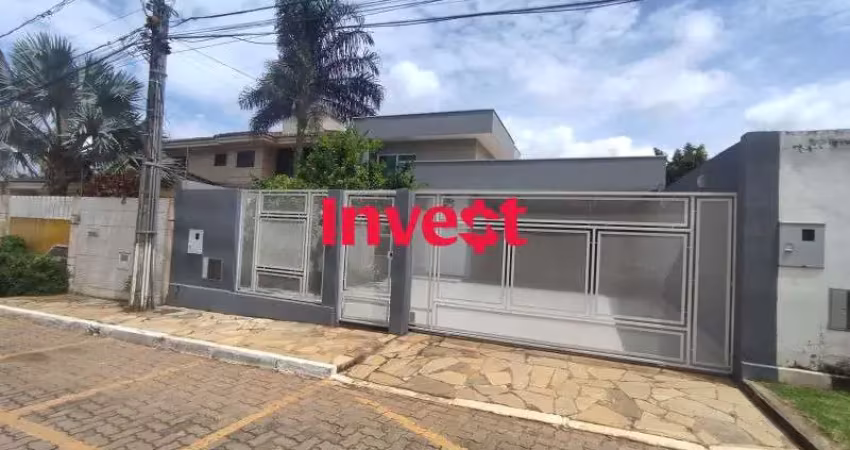 Casa moderna , dentro de condomínio , 3 quartos , lazer completo no jockey , joquei .