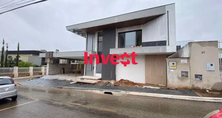 Casa moderna , projetada , dentro de condomínio , alto padrão , 3 suítes , lazer completo no joquei , jockey , rua 01 .
