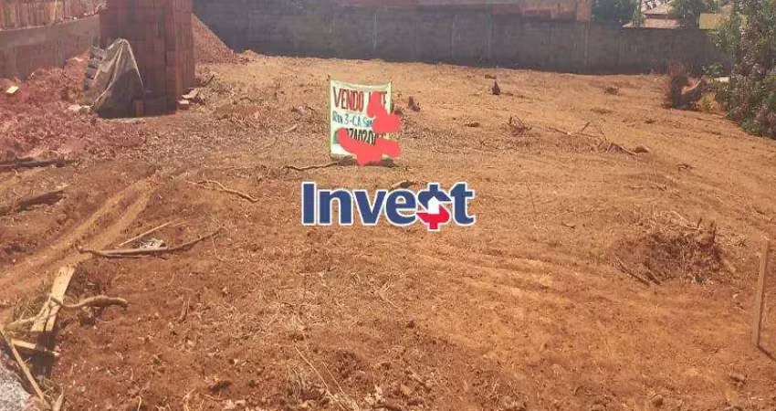 Lote com 352m² de área total, dentro de condomínio, próximo ao taguaparque na rua 03 em colônia agrícola samambaia.