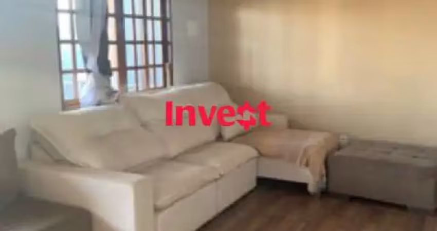 Casa com 3 quartos, fora de condomínio, 3 kitnets para aluguel, lote de 628m², na avenida do governador em colônia agrícola samambaia.