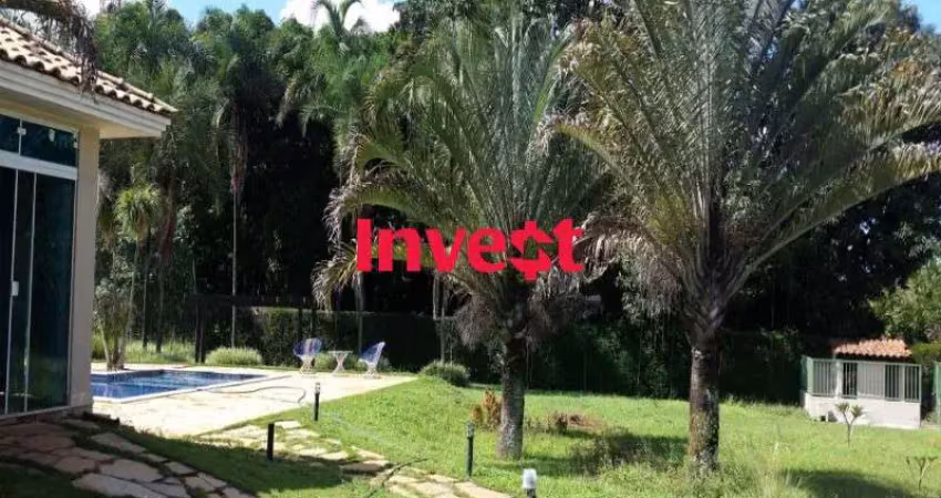 2 casas no mesmo lote, área total de 5.000m² na quadra 05 no park way.
