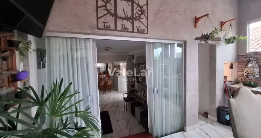Casa para locação 2 dormitorios com suite e closed - zona sul b. eucaliptos