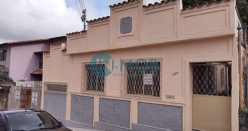 Casa residencial ou comercial excelente para escola . bairro santa terezinha