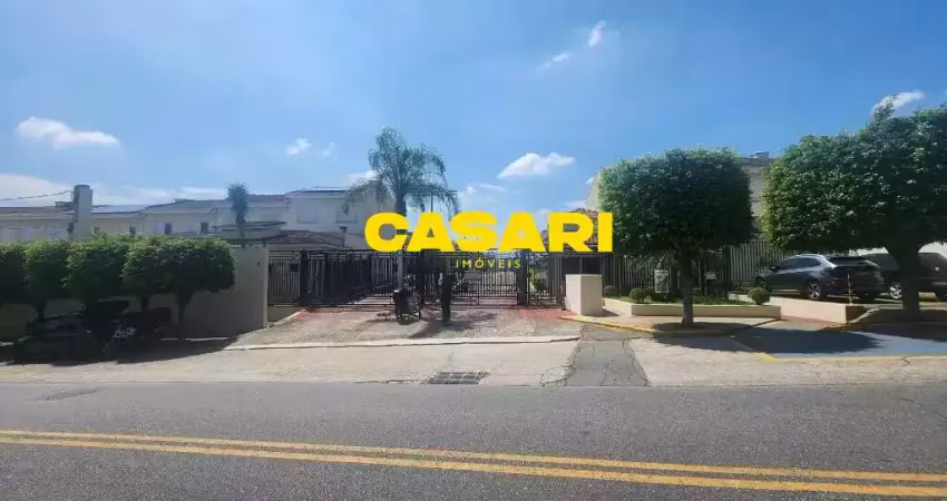 Sobrado 3 dormitorios 1 suite em condominio fechado no bairro demarchi