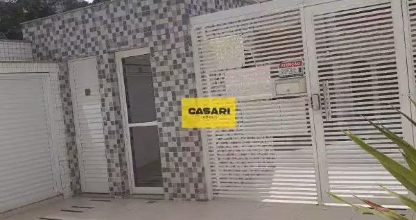 Apartamento desocuapado com 2 domitórios, suite, 1 vaga em excelente localização