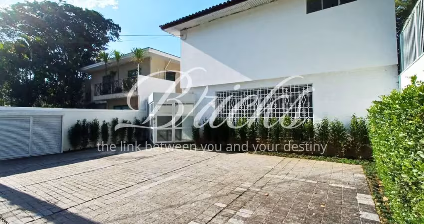 Casa comercial/residencial itaim de 600m² com 10 vagas de garagem