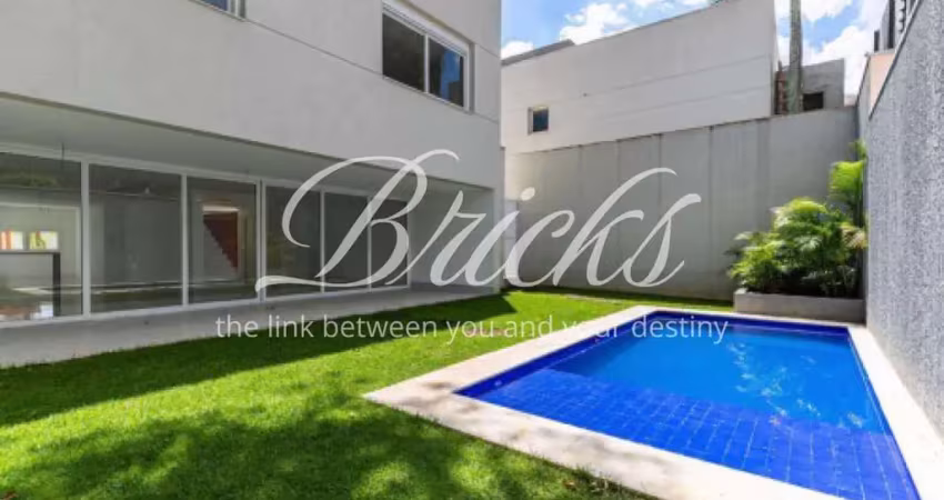 Casa em condominio fechado na granja julieta com 4 dormitórios e 5 vagas