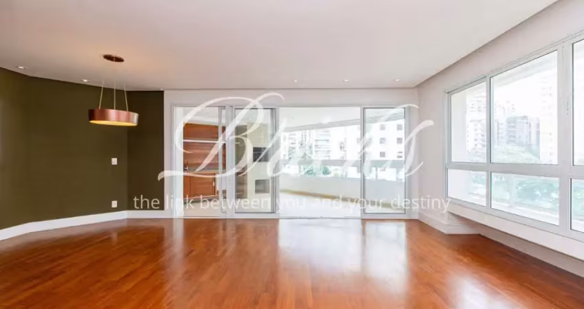 Apartamento com 3 quartos à venda na Alameda dos Aicás, 340, Moema, São Paulo