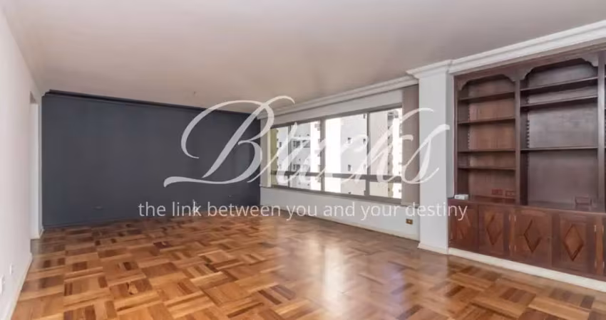 Apartamento jardim paulista com 162m², 3 dormtorios, sendo 1 suite e 2 vagas de garagem