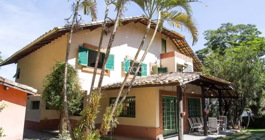 Casa com 4 quartos  (1suíte) à venda, 497 m² por r$ 1.150.000 - fazendinha - granja viana - sp