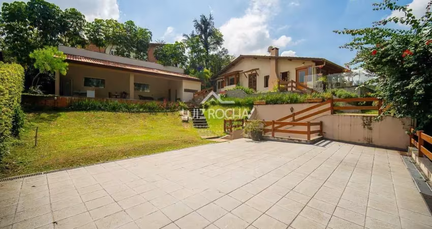 Casa em condomínio à venda, semi-térrea , 4 dormitórios (2 suítes) pallos verdes,  granja viana