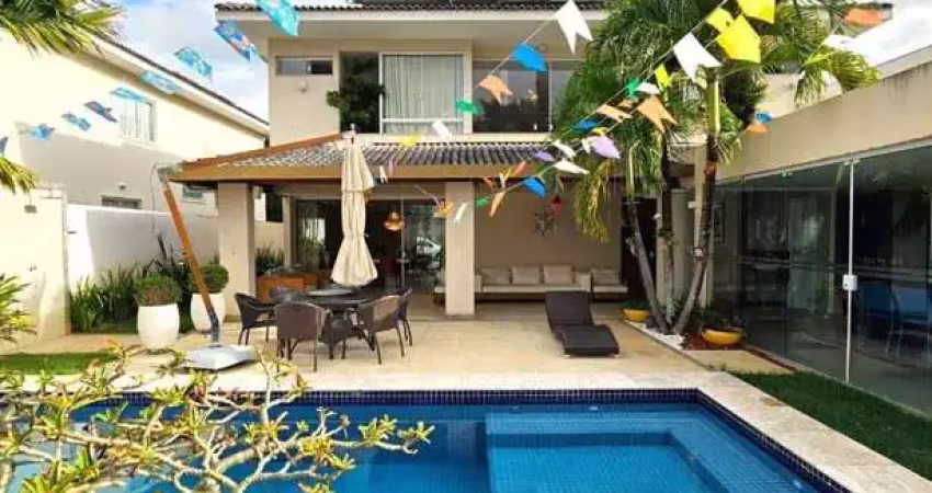 Linda casa duplex - 349,36m² - 4 suítes - porteira fechada!