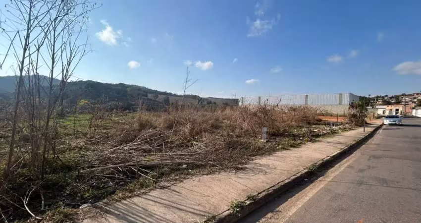 Terreno em condomínio fechado à venda na Rua Geraldo Plaza, 8, Paulo VI, Conselheiro Lafaiete
