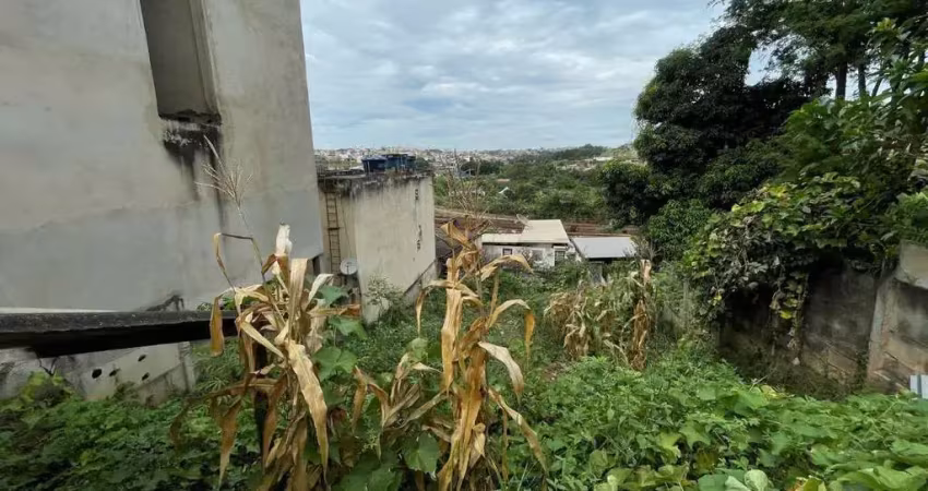 Terreno em condomínio fechado à venda na Rua Bezerra de Menezes, 1, Triângulo, Conselheiro Lafaiete