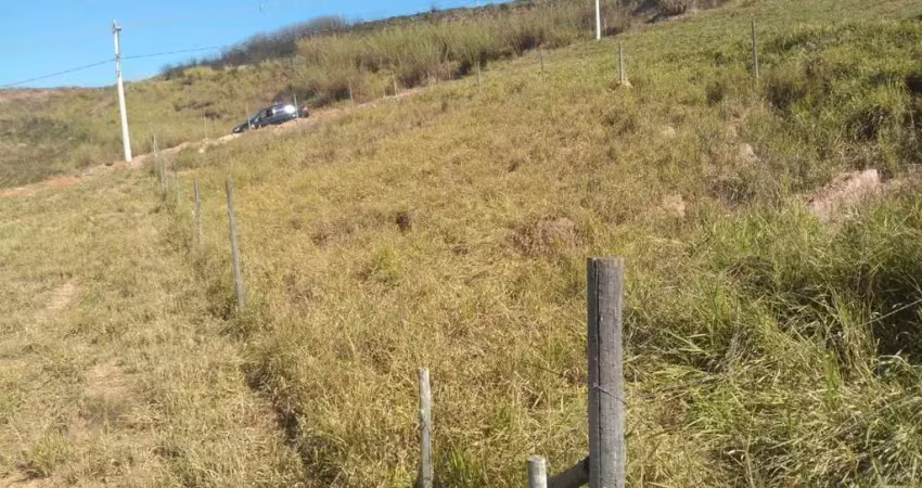 Terreno em condomínio fechado à venda na Rua Francisco Ribeiro Sobrinho, 02, Vila Veneza, Conselheiro Lafaiete