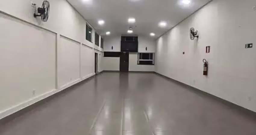 Ponto comercial para alugar na Rua Djalma Andrade, 20, Alvorada, Conselheiro Lafaiete