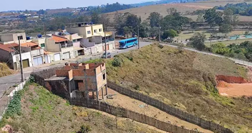 Terreno em condomínio fechado à venda na Rua Mário Nogueira de Miranda, 200, Parque Bandeirantes, Conselheiro Lafaiete