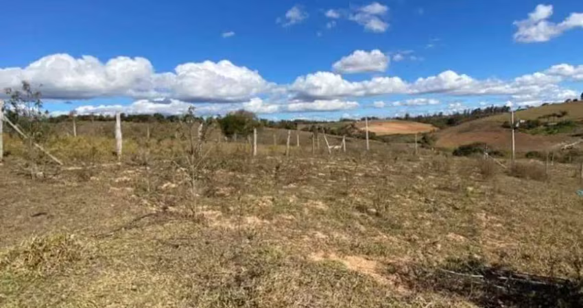 Terreno em condomínio fechado à venda na Praça Pimentel Duarte, 22, Parque Montreal, Conselheiro Lafaiete