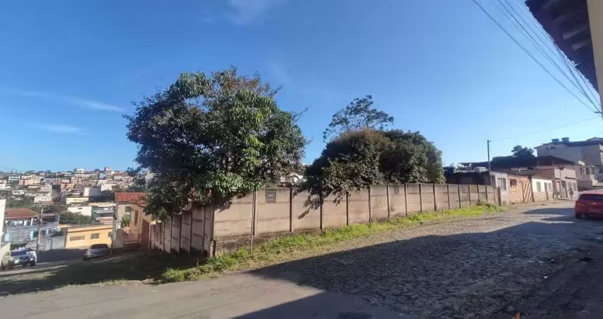 Terreno em condomínio fechado à venda na Rua Wanderlin Vieira, 39, Cachoeira, Conselheiro Lafaiete
