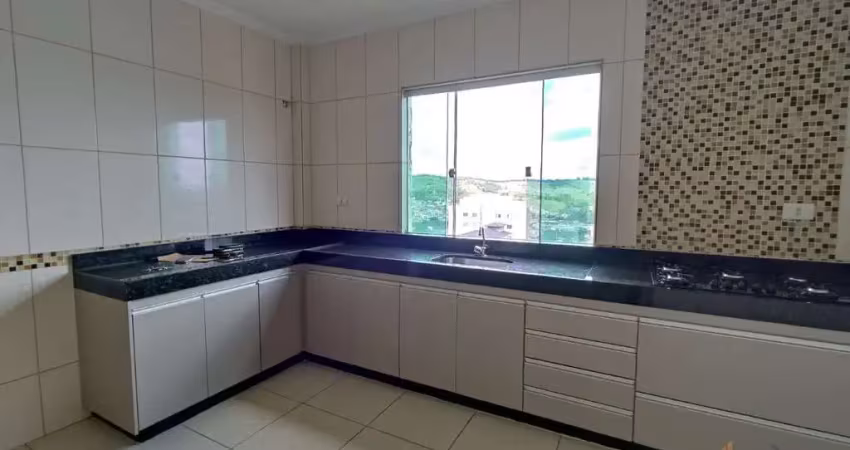 Apartamento com 3 quartos para alugar na Rua Arlindo Pedro da Silva, 330, Santo Agostinho, Conselheiro Lafaiete