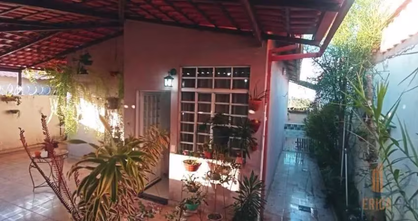 Casa em condomínio fechado com 2 quartos à venda na Rua José Santiago Enfermeiro, 75, São Jorge, Conselheiro Lafaiete