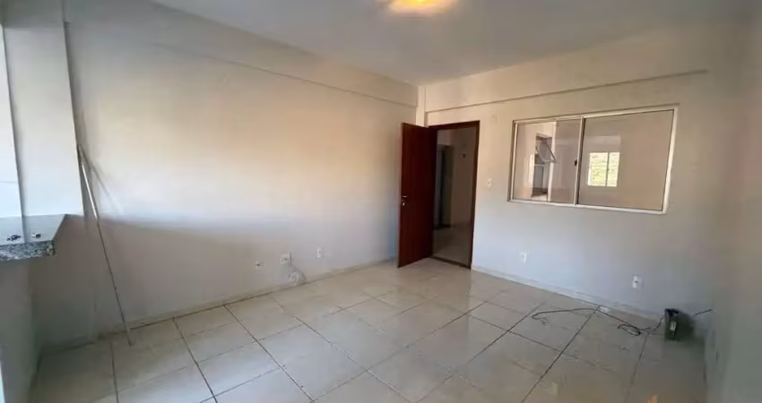 Apartamento com 2 quartos para alugar na Rua Barreto, 136, Areal, Conselheiro Lafaiete