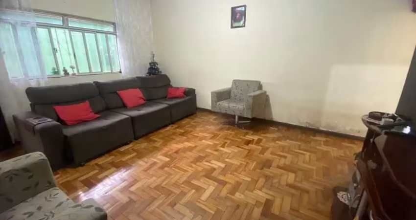 Casa em condomínio fechado com 3 quartos para alugar na Rua Quincas Alves, 143, Museu, Conselheiro Lafaiete