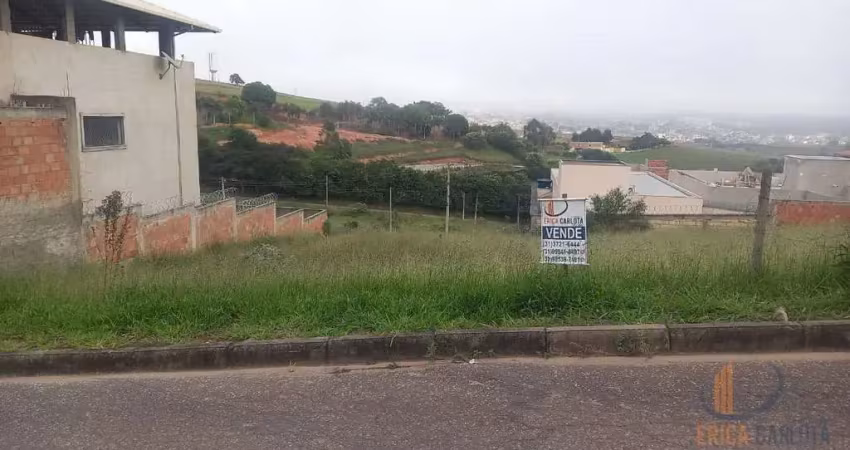 Terreno em condomínio fechado à venda na Rua Moacir de Oliveira Souza, 1, Novo Horizonte, Conselheiro Lafaiete