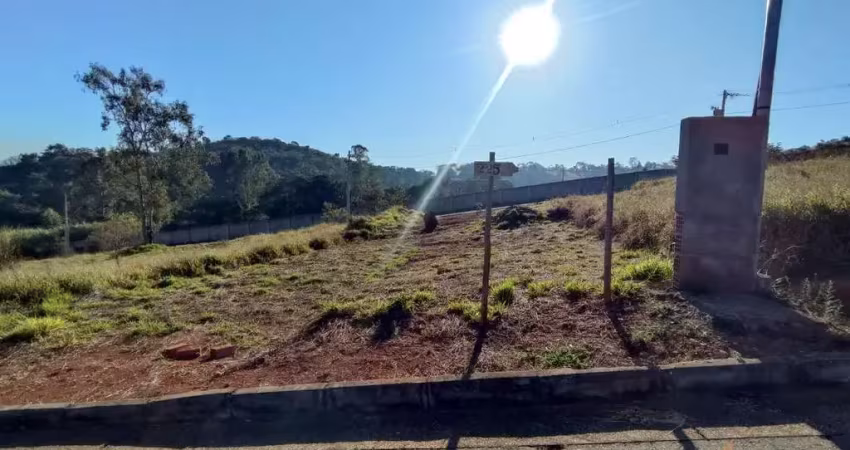 Terreno em condomínio fechado à venda na Praça Pimentel Duarte, 17, Cidade Jardim, Conselheiro Lafaiete