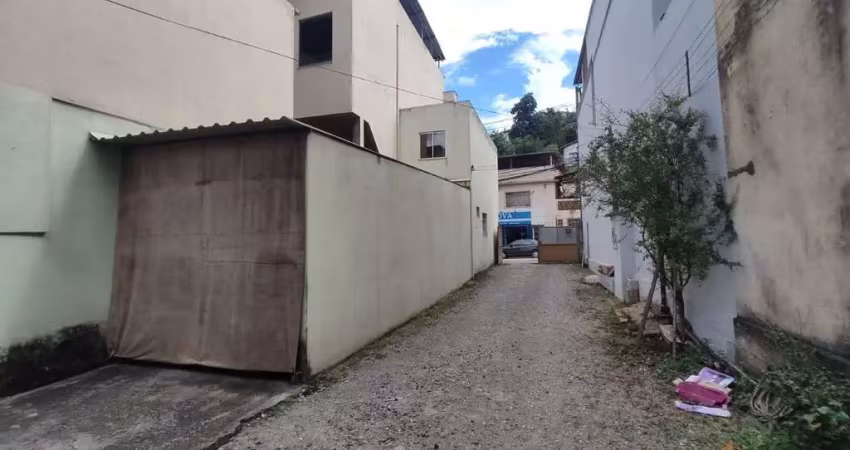 Terreno em condomínio fechado à venda na Rua Benjamin Constant, 329, São João, Conselheiro Lafaiete