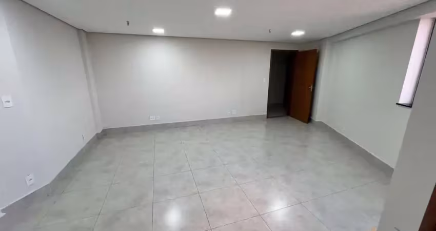 Sala comercial à venda na Avenida Professor Manoel Martins, 490, Campo Alegre, Conselheiro Lafaiete