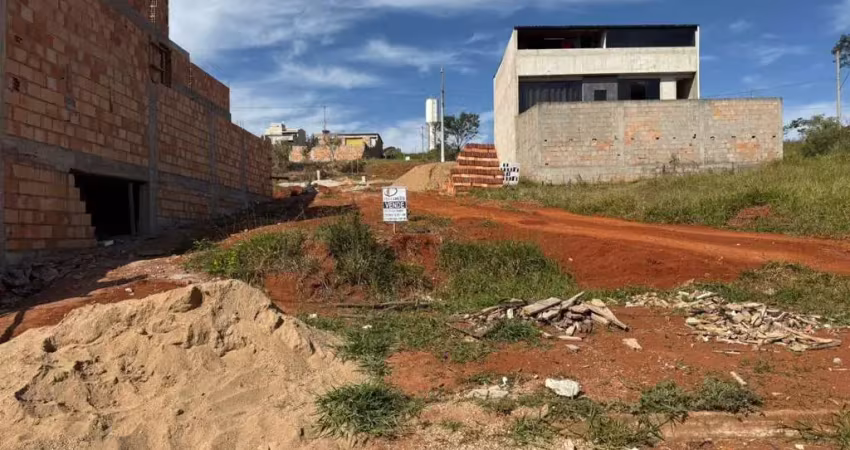 Terreno em condomínio fechado à venda na Praça Pimentel Duarte, 8, Parque Dom Bosco, Conselheiro Lafaiete