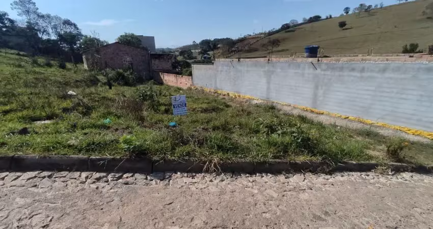 Terreno em condomínio fechado à venda na Rua Antônio Wenceslau Faria, 18, São Judas Tadeu, Conselheiro Lafaiete