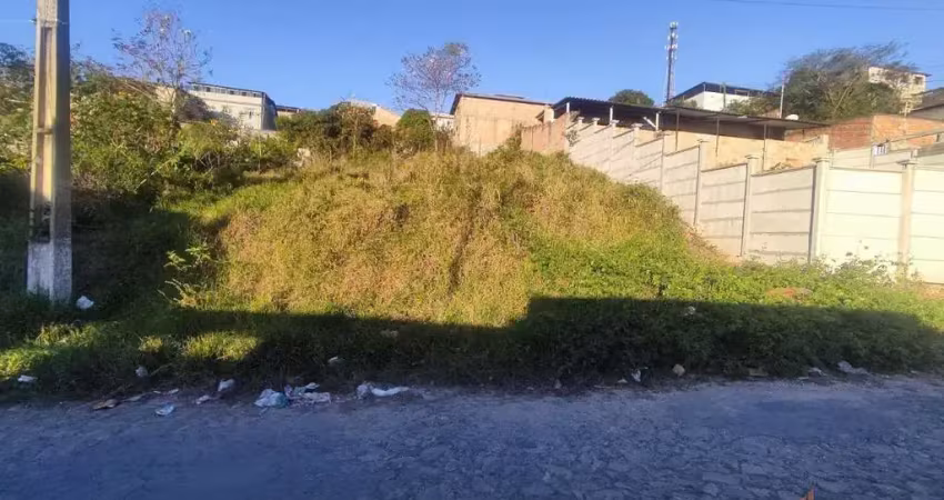 Terreno em condomínio fechado à venda na Rua Dilerman Ferreira Maia, 20, São Judas Tadeu, Conselheiro Lafaiete