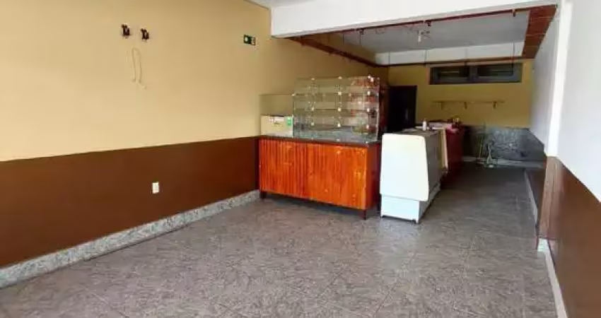 Ponto comercial para alugar na Rua João Castanheira, 225, Alvorada, Conselheiro Lafaiete