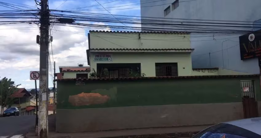 Casa em condomínio fechado com 4 quartos à venda na Rua Arthur Bernardes, 873, São João, Conselheiro Lafaiete